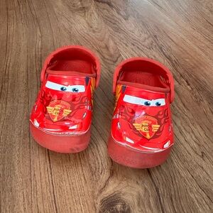 Toddler Boys Disney Pixar's cars light mcqueen crocss 7